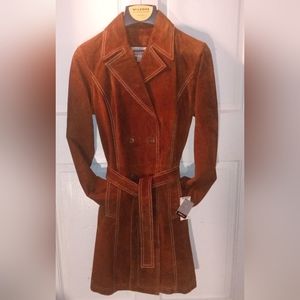 Vintage NWT Wilson's Leather classy suede jacket trenchcoat & bucket hat. RARE!